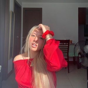 Off the shoulder long sleeve